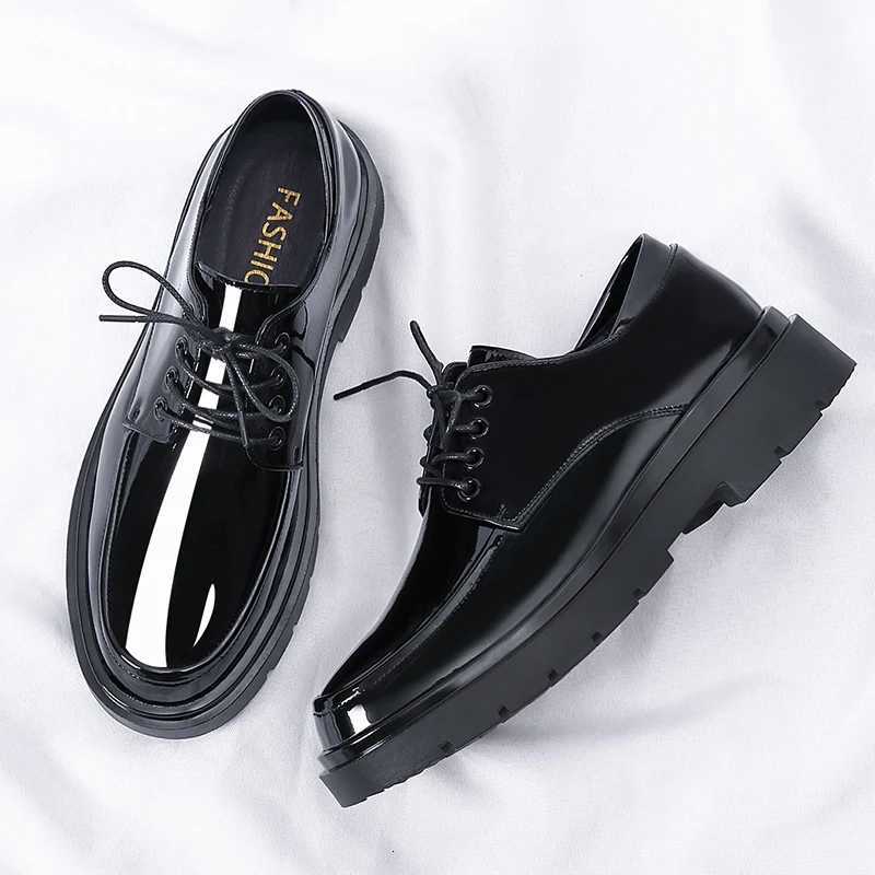 Summer Patent Leather Men Shoes Plus Size Casual Business Formal Shoes Thick Sole Hollow Out Breathable Party Office Oxfords W250716