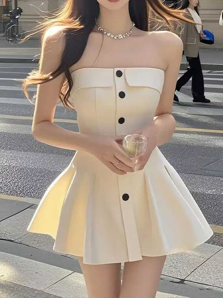 2025 Summer Advanced Sense of Thin Temperament Light Luxury Sexy Skirt Single Row Button Dress for Women R250716