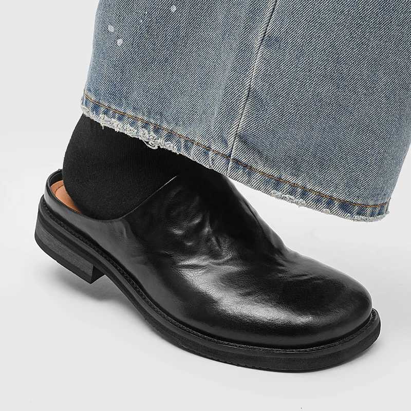 2025 Luxury Designer Loafers Slippers Summer Open-back Slides Sandals Mules Half Shoes For Men Leather Backless Casual Shoes W250716