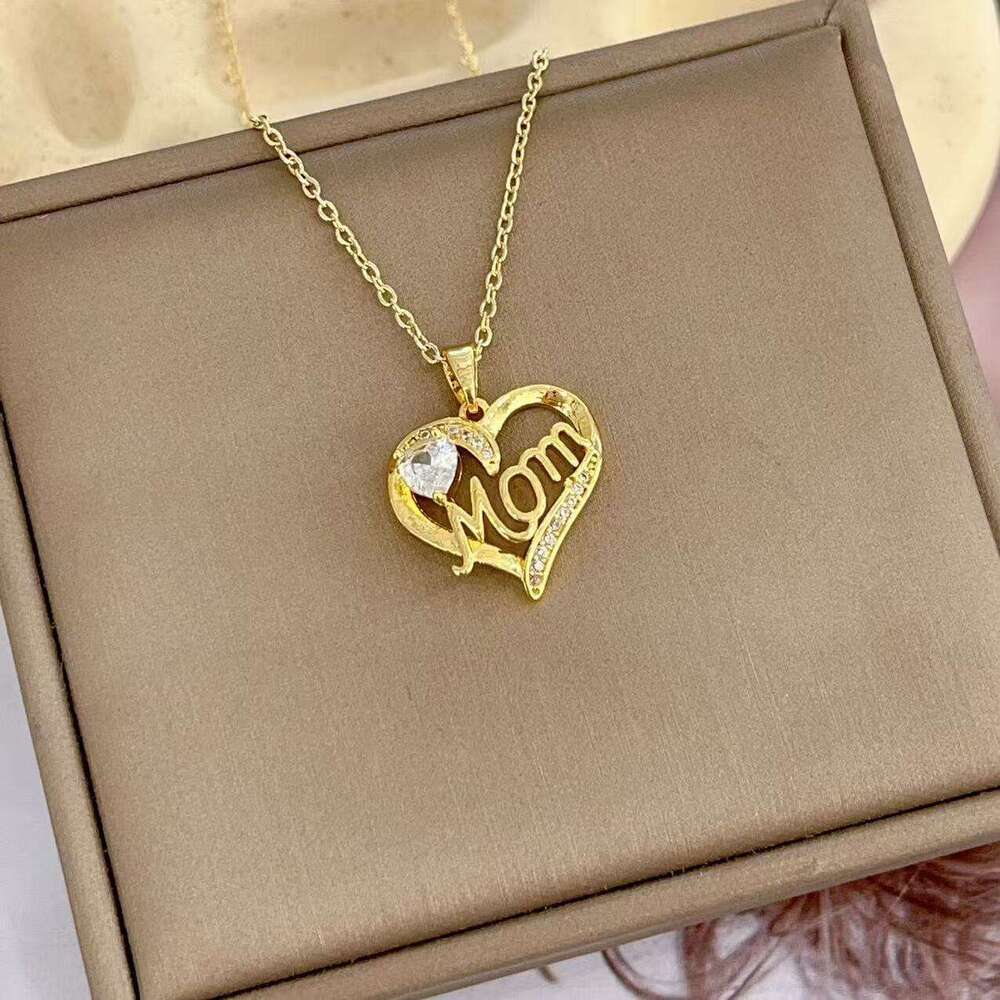 Fashion Heart-Shaped Mom Pendant For Women, Personalized Letter Necklace, Mother's Day Gift, Collarbone Necklace A65