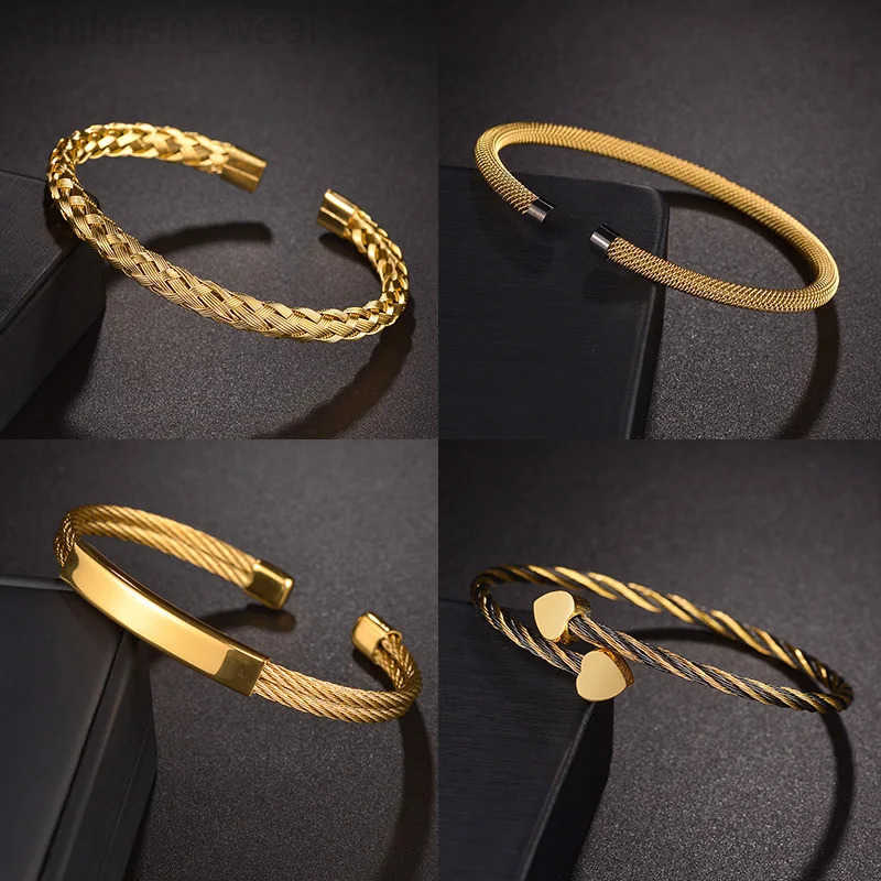 Disney Hip Hop Stainless Steel Bracelet Adjustable Open Cuff Charm Bangle for Men Women Punk Heart Bracelets Lovers Jewelry Gifts W20250716
