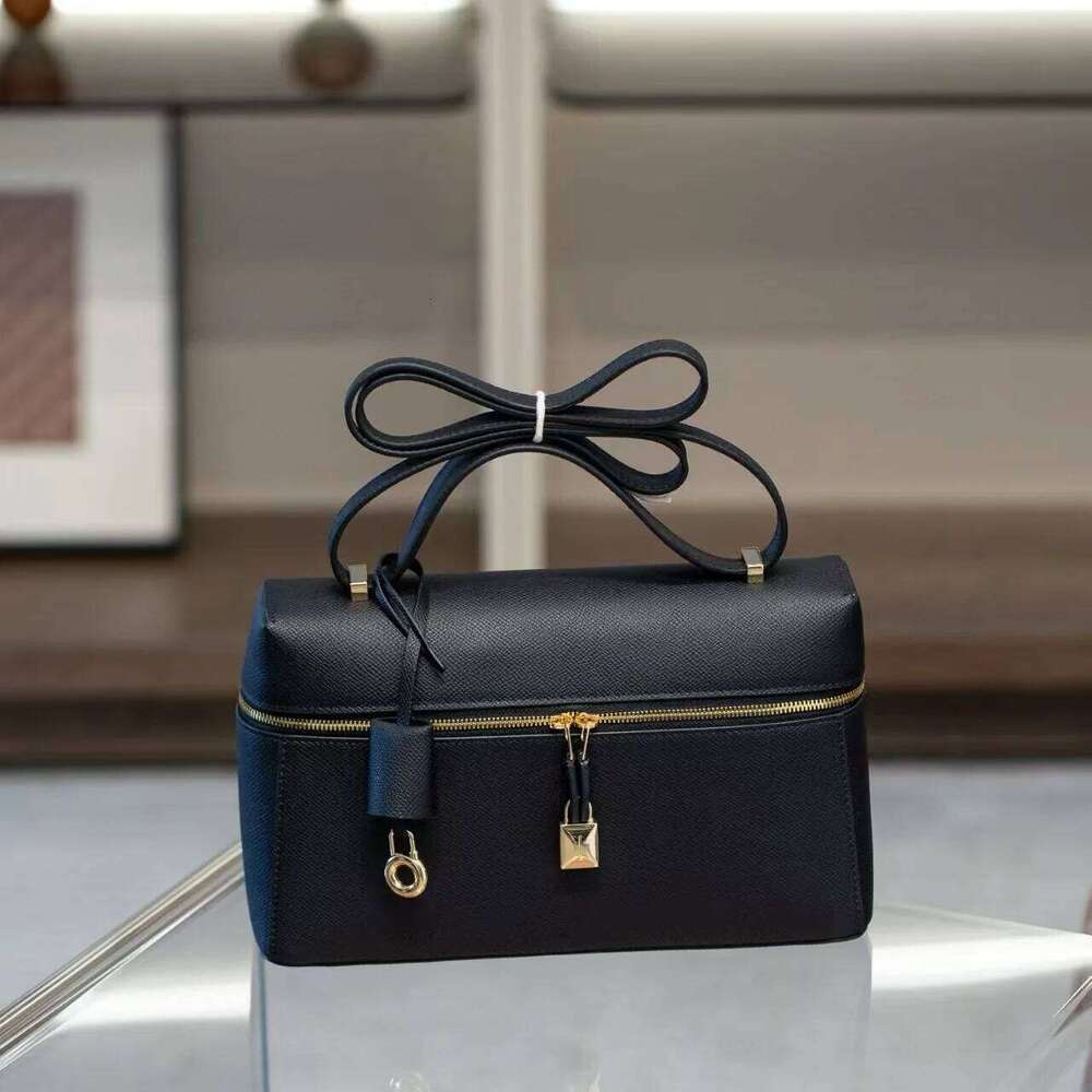 2025 New Genuine Women's Handbag Palm Pattern Cow Leather Lunch Box Bag Gigi Same Style Single Shoulder Slant Cross Body
