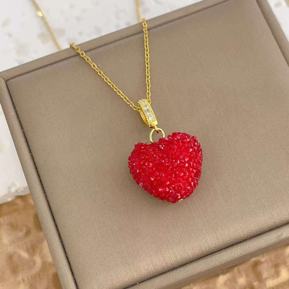 Heart-Shaped Colorful Pendant Necklace For Women, Niche Design, Sweet And Elegant Peach Heart Jewelry 9Db