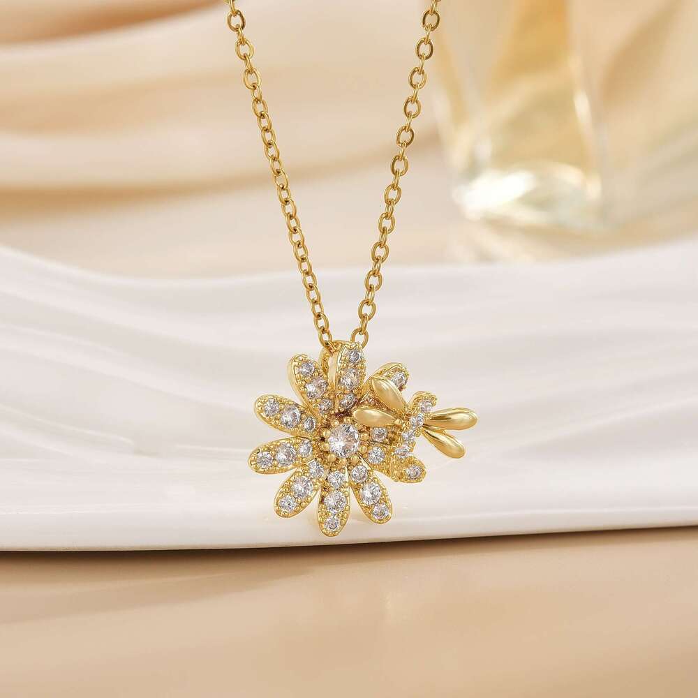 Niche Design Micro Inlaid Suower Bee Flower Necklace For Women Simple Fashion Ins Trend Internet Celebrity Style 5E4