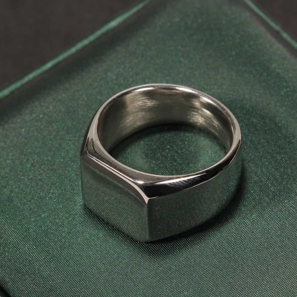 Fashion Men Ring Stainless Steel Simple Style Black Golden Silver Color Square Ring Charm Hiphop Male Jewelry Party Gift S250716