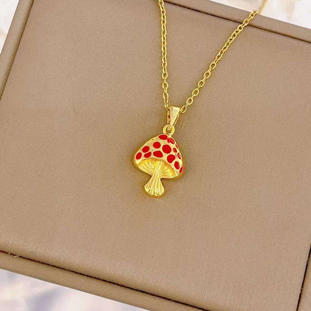 Hot Selling Oil Drop Cute Mushroom Necklace For Women Fashionable Versatile High-End Titanium Steel Non-Fading Collarbone Chain A63