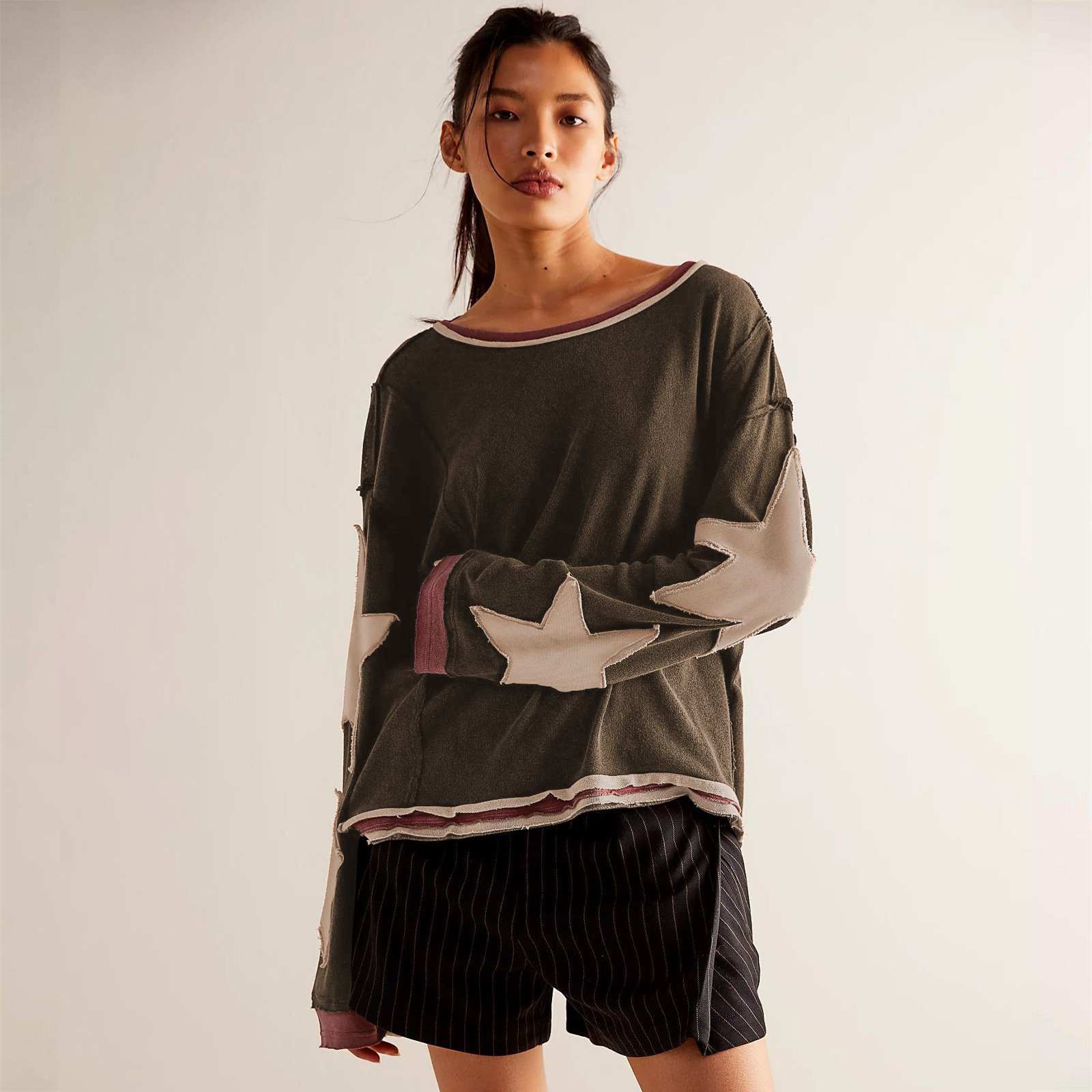 hot Free shipping designer hoodie for women Color blocking patchwork fashionable long sleeved top with off shoulder round neck and star decorative lin