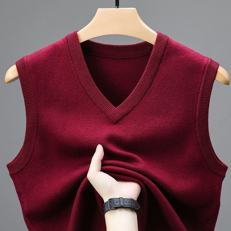 Spring Autumn 6 Wool Sleeveless Cashmere Vest Men Work Sweater Solid Color Knitted Male Waistcoat High Quality Pullover 250716