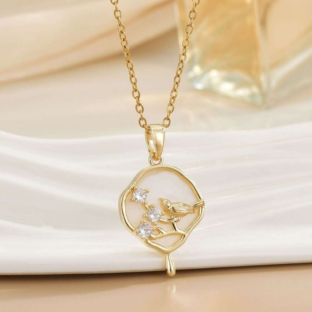 Ins Niche Design Fan-Shaped Necklace For Women, Light , Simple And Versatile Trendy Zircon Collarbone Chain, Tiktok Internet Celebrity 638