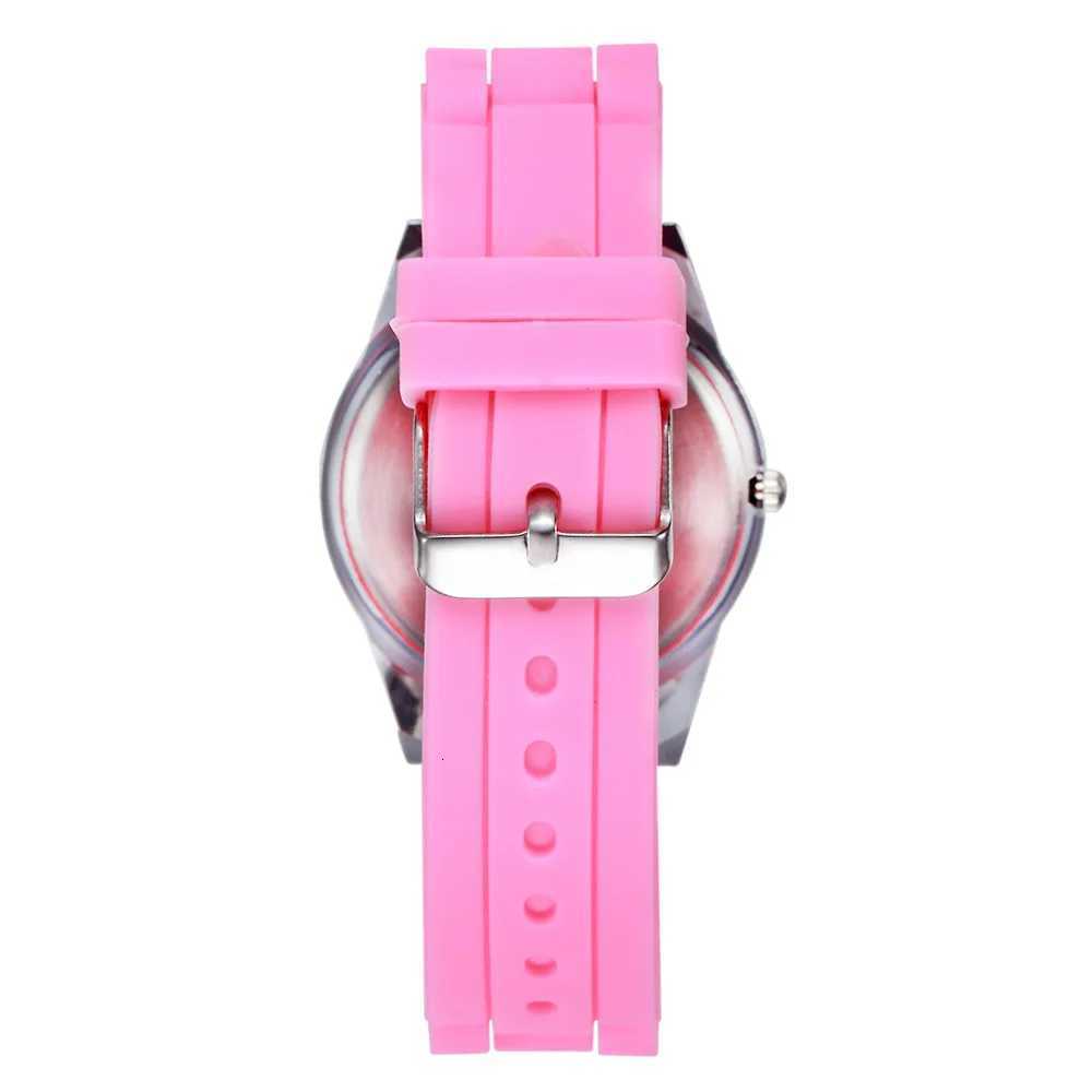 Sanrio Hot selling childrens watches cute cartoon Hello Kitty pink silicone watches suitable for girls quartz watches w250716