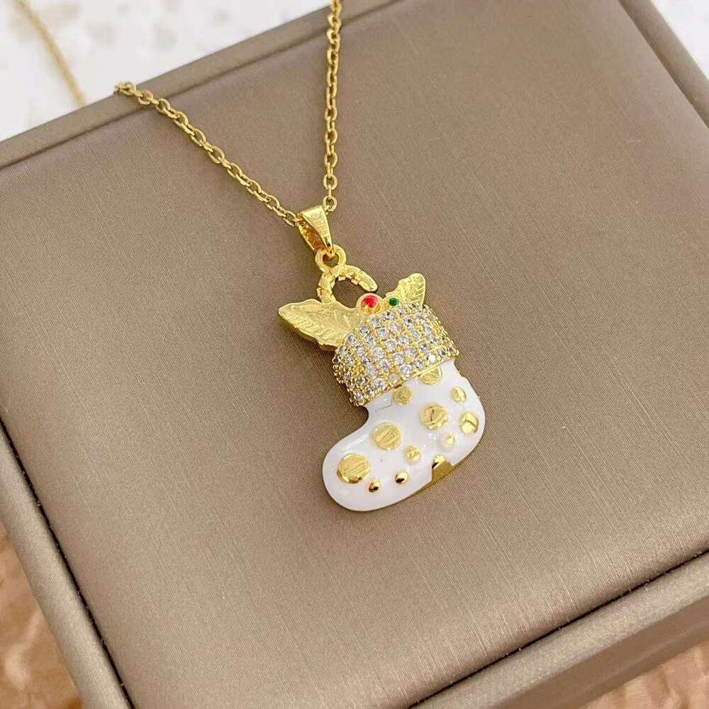 For Women New Versatile Atmosphere Necklace Niche Design High-End Titanium Steel Accessory 2D1