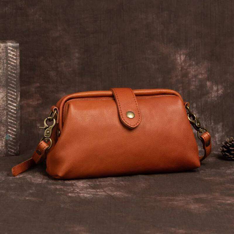 Woman's Men Shoulder Crossbody female Retro Messenger bag for Women Leather Phone Sling Bag Ladies Clutches