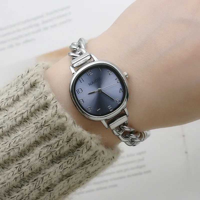 Brand Oval Dial Quartz Korean Version Simple and Fashion Mens Bracelet Wrist Luxury Gift Small Green Y250715