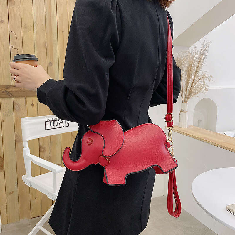 Trendy Quirky Small 2025 New Korean Version Niche Design Ins Cartoon Girl Versatile Shoulder Crossbody Bag