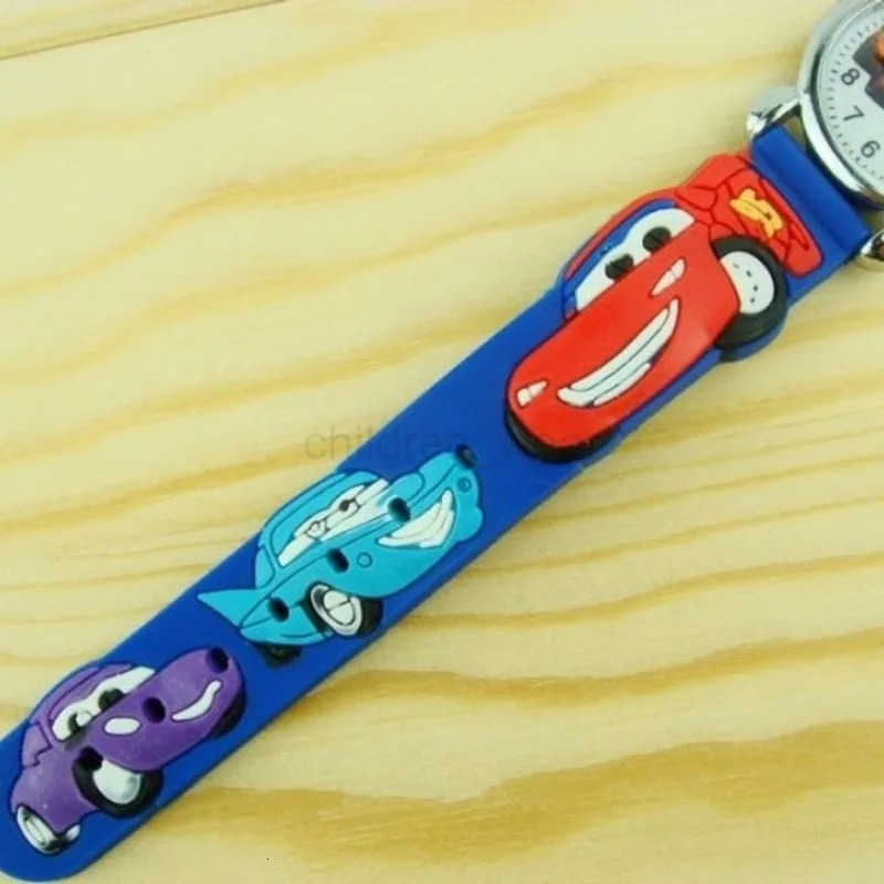 Disney Cars Lightning McQueen animation peripheral cartoon cute boy and girl pointer electronic watch Childrens Day gift wholesale W20250716