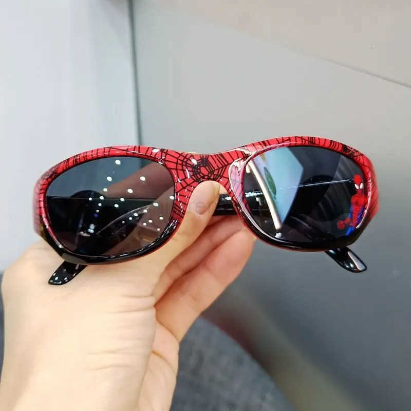 Disney Marvel The Avengers Spiderman Peripheral Movies Creative Cartoon Personality Student Summer UV Shade Sunglasses Holiday Gifts W20250716