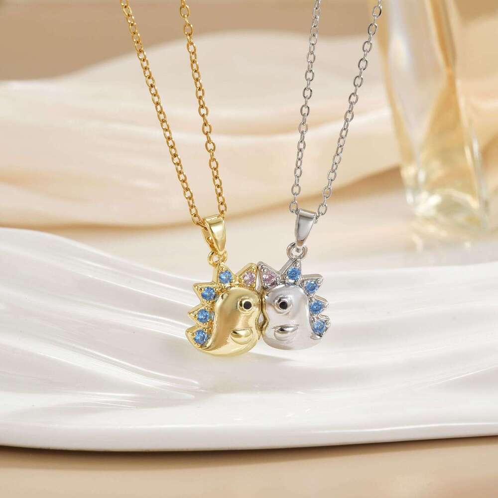 Premium Little Unicorn Couple Best Friend Series Micro Pave Zircon Fashion Versatile Necklace E67