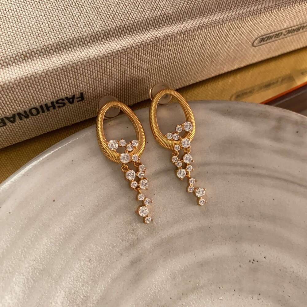 Heavy Craft Dia-Studded Rhombus Splicing Unique Design Fashionable Elegant Temperament High-End Earrings for Women