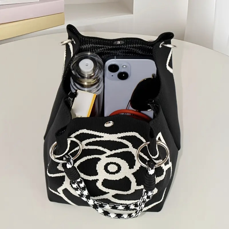 Designer Camellia Flower Large Capacity Knitted Bucket Versatile Casual Tote Handbag Light Women's Bag