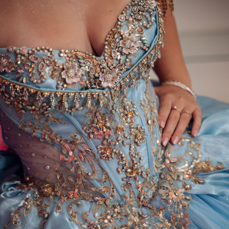 Sky Blue Shiny Quinceanera Dresses Ball Gown Off The Shoulder Applique Lace Beads Tull Corset Party Birthday Sweet 16 Dress Vestidos 15 Anos