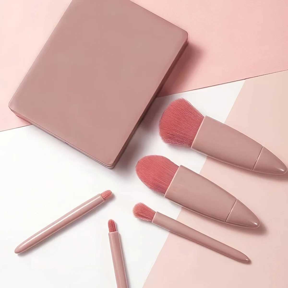 5-Piece Mini Makeup Brush Set with Mirror - Makeup Case with Mirror Foundation Brush Eyeshadow Brush Foundation Blush Brush XJ2500716