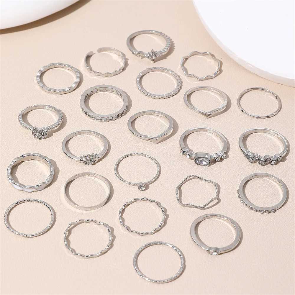 23Pcs Fashion Knuckle Rings Set For Women Crystal Star Moon Eye Wave Gold Silver Color Rings Female Trendy Party Jewelry Gift S250716