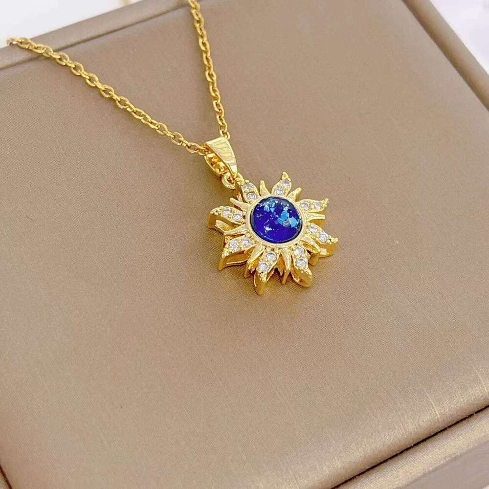 New Suower Necklace For Women Fashionable Personality Versatile Dopamine Zircon Jewelry 2Ea