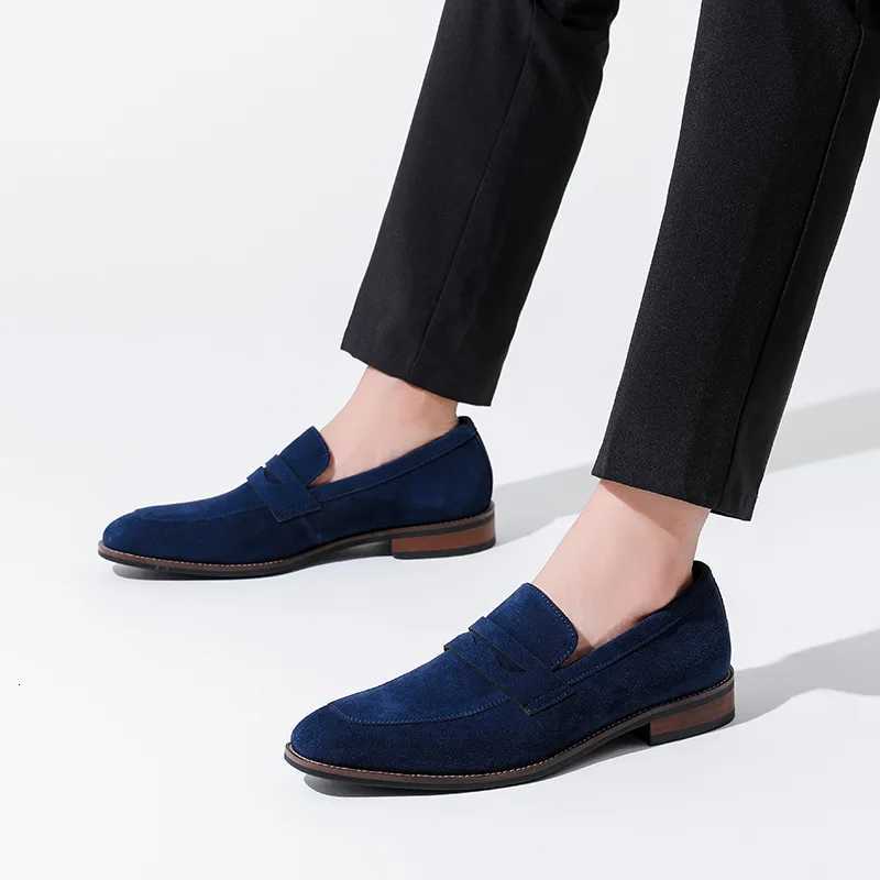 Mens Casual Shoes Cow Suede Genuine Leather Men Classic British Style Loafers Moccasins Mens Light Comfortable Driving Flats W250716