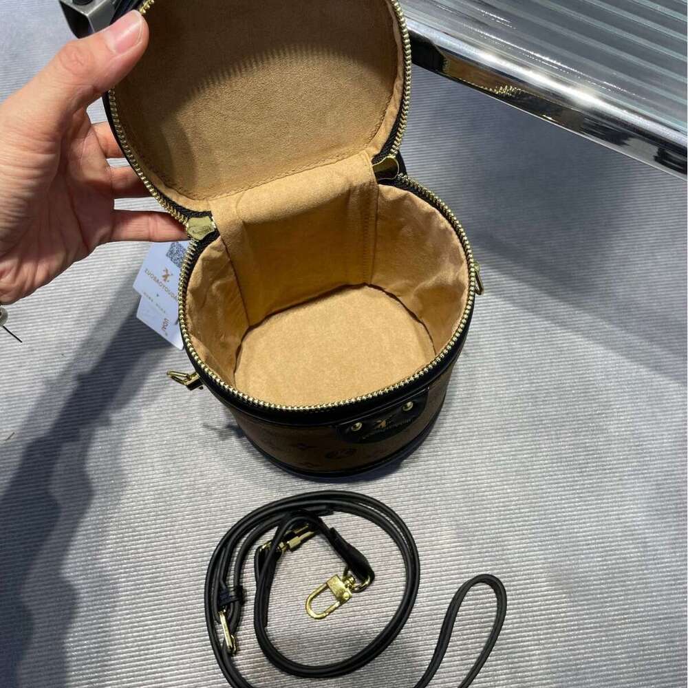 Fashion Silk Scarf Bucket 2025 Early Spring New Women's Bag Fortune Tube Old Flower Letter Handbag Niche Brand