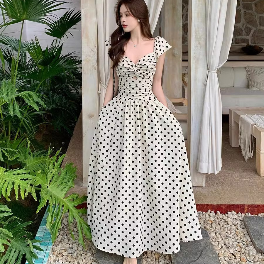 2025 Plus Size Fat mm2025 Summer Women's New Style High-end Polka Dot Dress Pleated Waist Slimming Elegant Long