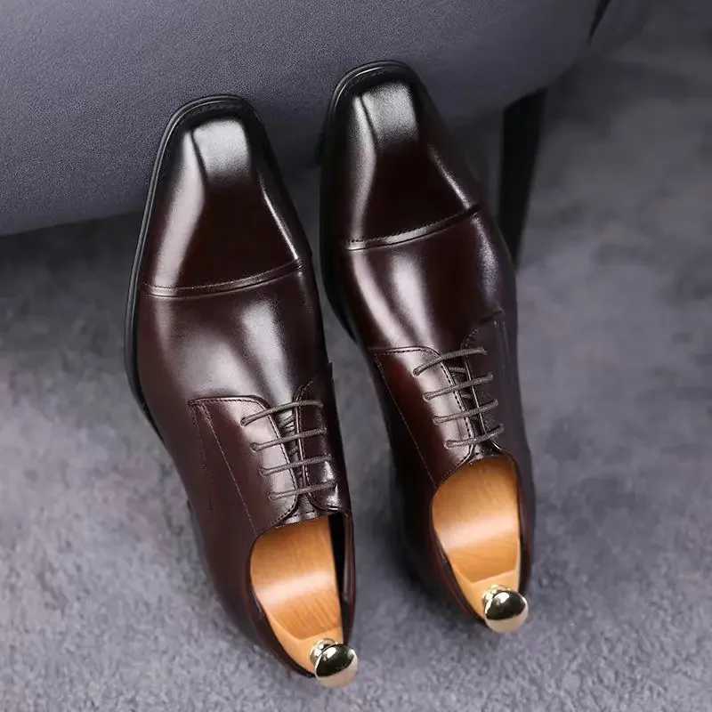 Business Formal Black Leather Shoes Men Fashion Casual Formal Shoes Classic Italian Formal Leather Casual Shoes W250716