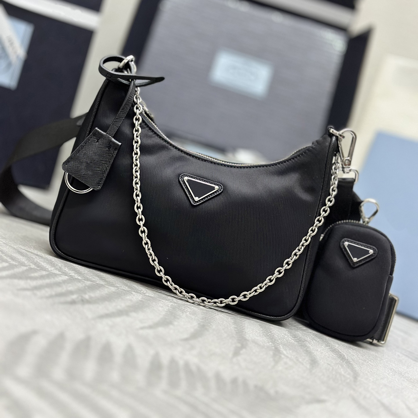 Designer Bag Shoulder Bag Luxury Bag Ladies Purse Re-Edition 2005 Shoulder Crossbody Black Classic Hobo bag Breathable Lightweight Armpit Bag Wallet Handbag TOP