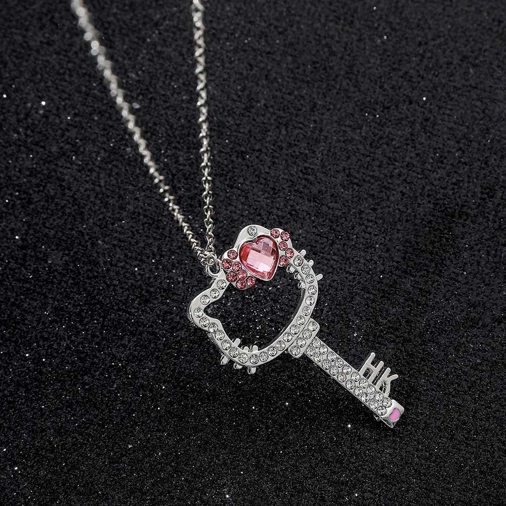 Sanrio Hello Kitty Rhinestone Cute Girl Key Pendant Necklace Woman Clavicle Chain Pendant Gifts w250716