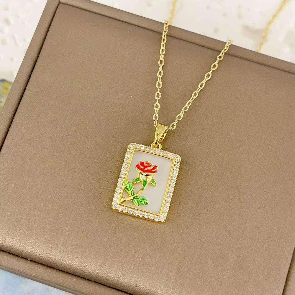 Summer Fashion Frame Rose Light Elegant Full Dia Necklace For Women Internet Celebrity Versatile Collarbone Titanium Steel Chain 1E4