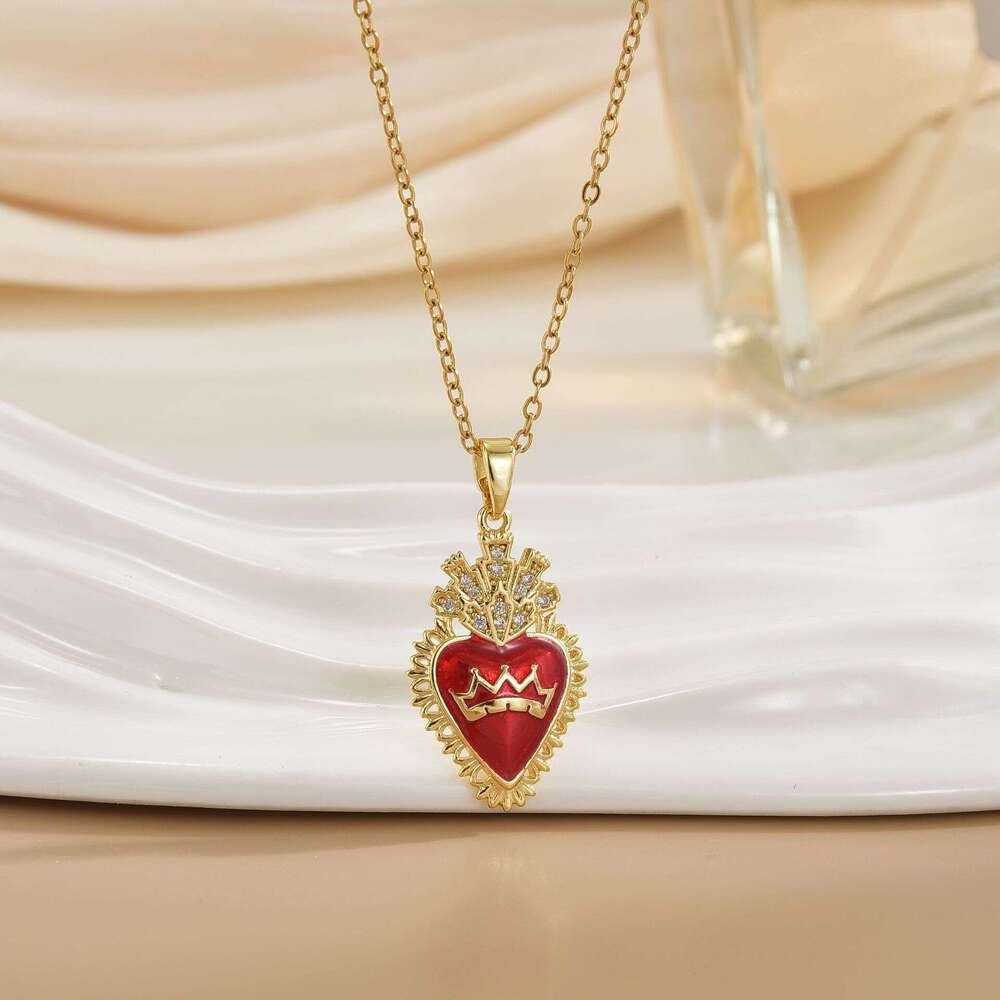 Elegant Zircon Necklace For Women High-End Light Accessory Exquisite Heart Pendant Collarbone Chain Jewelry A55