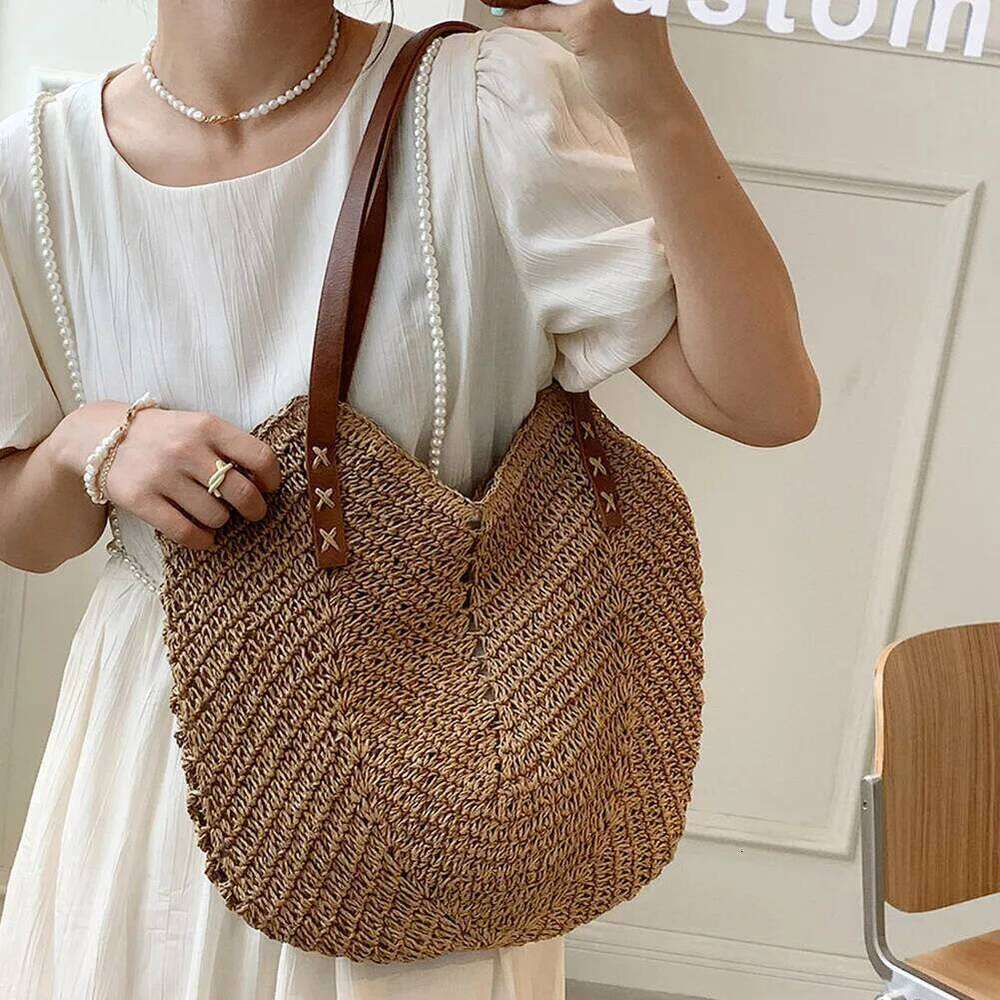 NEW Summer Straw For Women Hollow Raffia Crochet Beach Bags Rattan Woven Shoulder Bag Fashion Weaving Ladies Tote Handbags