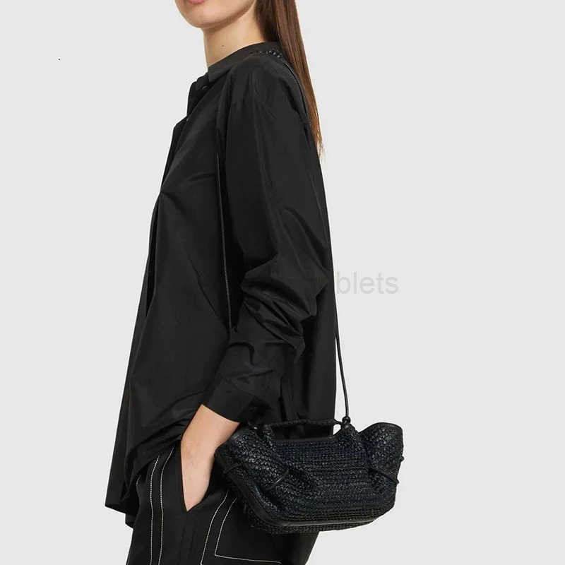 European American Fashion Straw Bag Light Luxury Designer Single Shoulder Crossbody Bag Personality Trend Square Bag Pleated Bag M250716