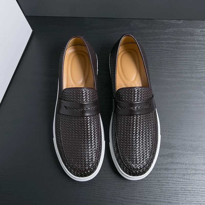 Fashion Slip On Loafers Men Shoes Board Soft Casual Leather Shoes Men Sneakers Party Weave Pattern Shoes For Men Flat Free W250716