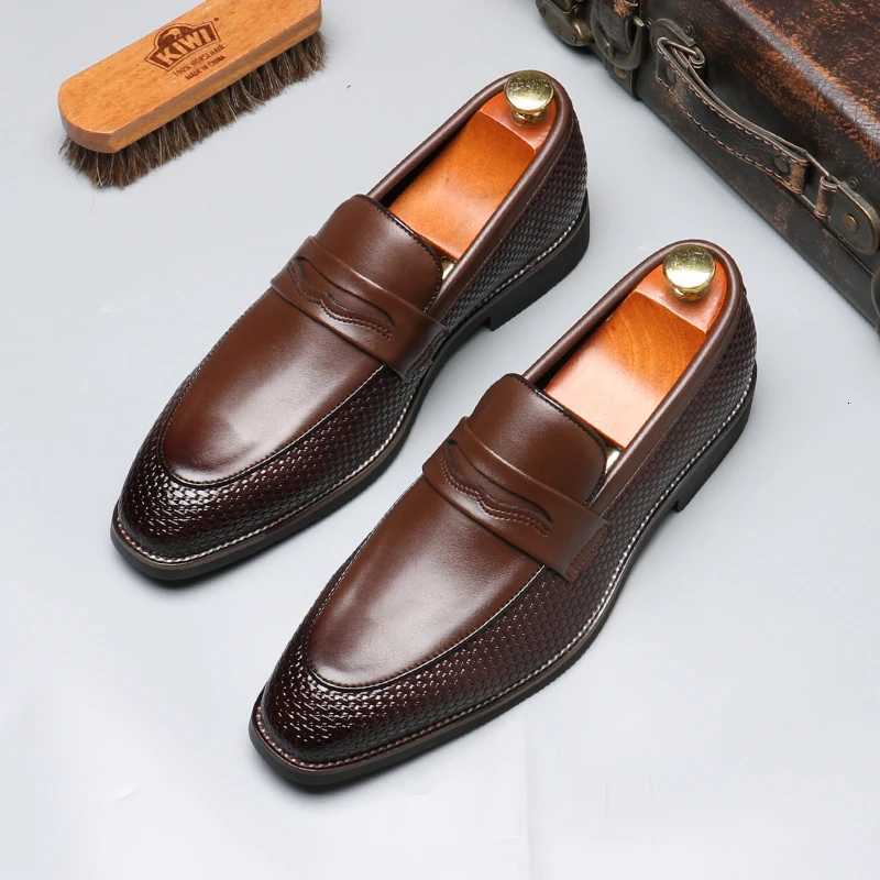 Fashion Mens Casual Business Shoes Men Classic British Style Penny Loafers Moccasins for Men Party Wedding Leather Flats W250716