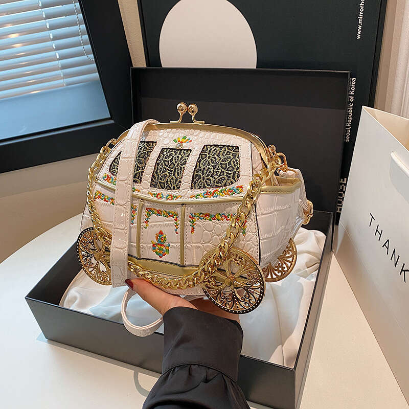 Bags Personality Quirky Creative Small Car for Women 2025 New Fashion Chain Shoulder Crossbody Bag