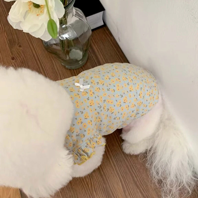 Pet Dog Vest Summer Puppy Clothes Cute Floral Flying Sleeves TShirt Chihuahua Pug Bichon Cat Apparel Girl Clothing 250711