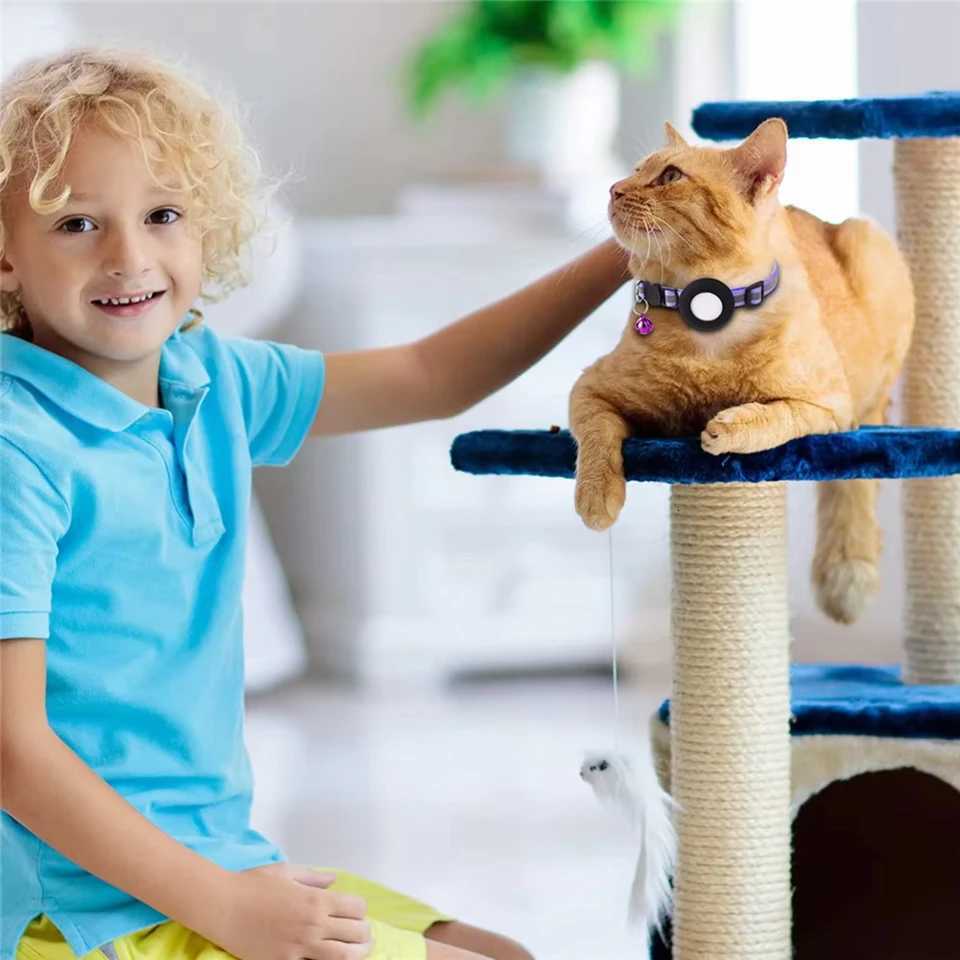 Pet Cat GPS Tracking with Holder Reflective Cat Collar with Bell Ring Locator Pet Accessories paw LL250716