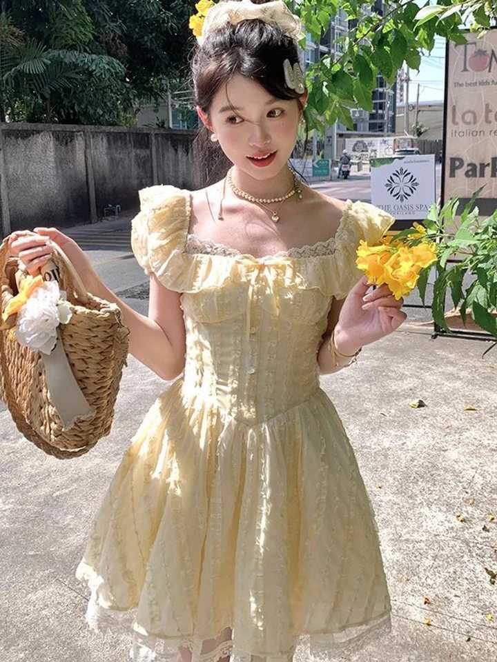 Zoki Sweet Sexy Slim Yellow Dress Women Fashion Lace Patchwork Cute Mini Dress Chic Square Collar Puffy Sleeve Elegant Dresses R250716