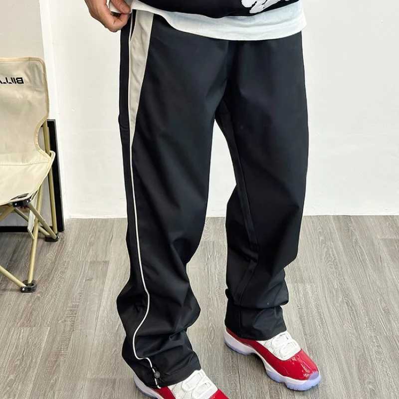 Mens Clothing Tracksuits Cargo Pants Oversize Y2K Clothing Joggers Streetwear Black Sports Trousers For Men y250716