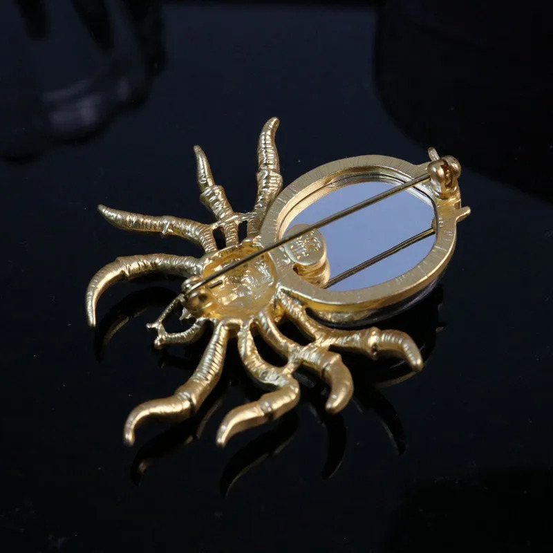 Vintage Spider Rhinestone Brooch Ladies Jewelry Animal Personalized Exquisite Accessories Party Favors 250712