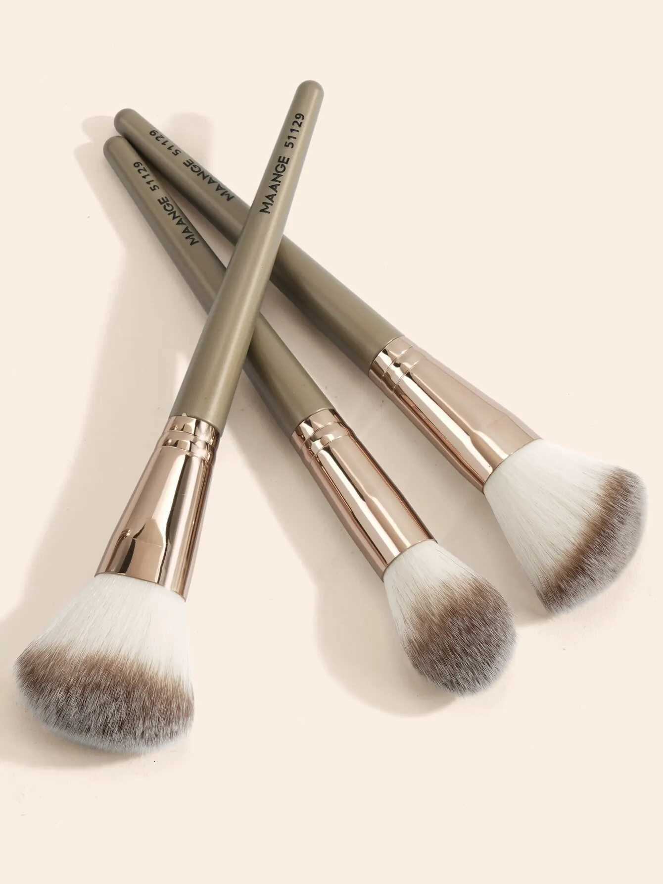 3-Piece Foundation Makeup Brush Set Professional Concealer Blush Bronzer Brush Kits Beauty Tools Women Fluffy Soft Bristle XJ2500716