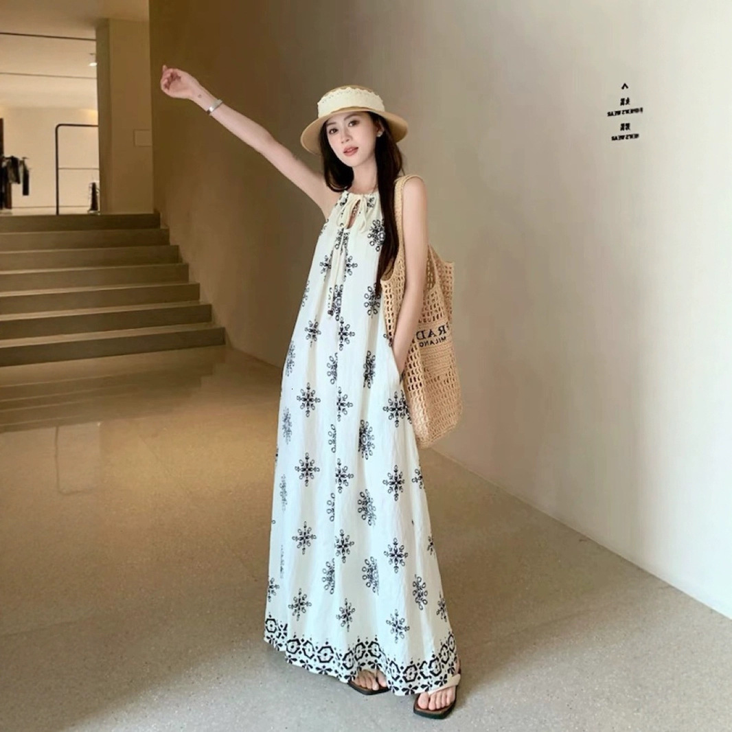 2025 Ethnic Style Xinjiang Loose Retro Printed Tie Strap Vacation Plus Size Summer Dress