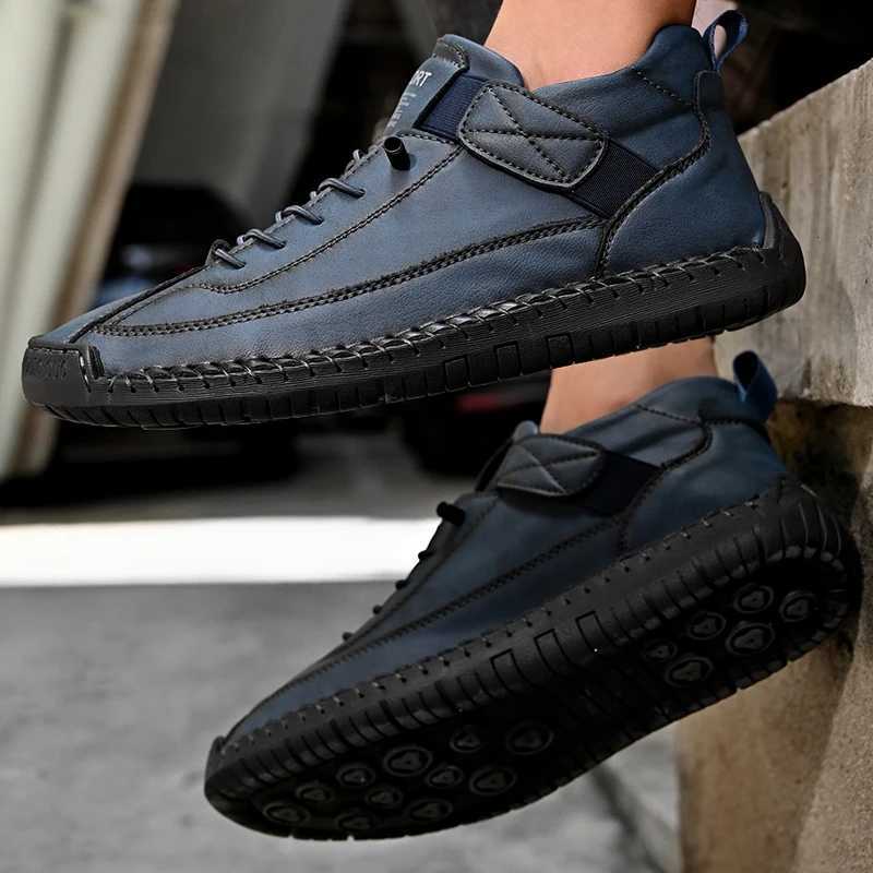 Handmade Leather Men Shoes Casual Slip On Loafers Breathable Leather Shoes Men Flats Fashion Moccasins Tooling Shoes Plus Size W250716