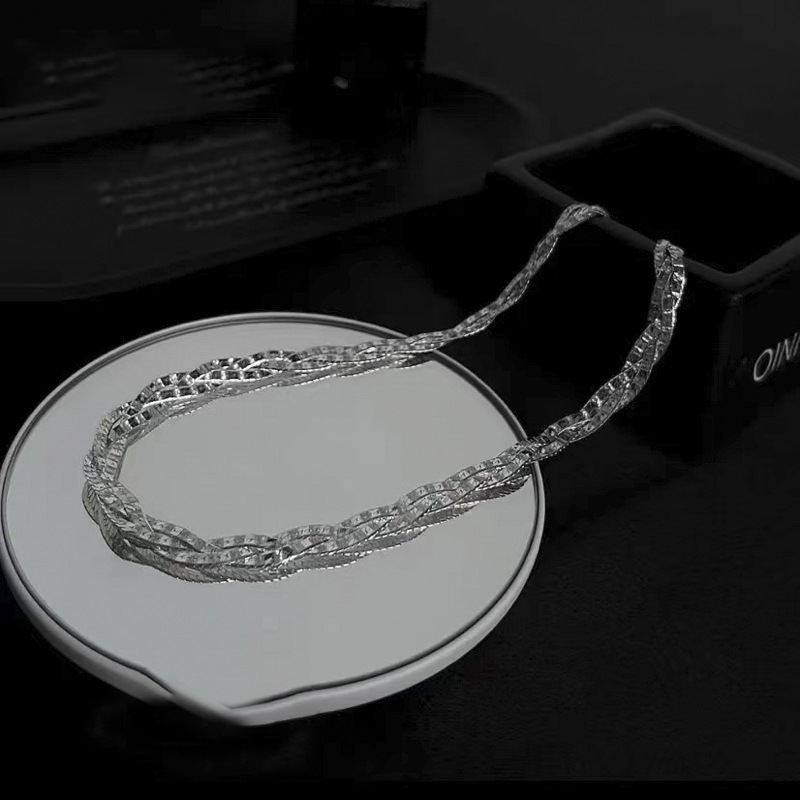 Stylish Newly launched Glittering Braided Serpentine Chain Copper plated Necklace Fashionable and Simple with High grade Three layer Clavicle Chain Un