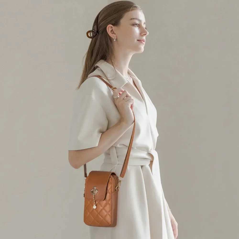 Single Shoulder Phone Messenger Bag Pocket Pouch PU Leather Crossbody Phone Purse Vertical Women Mini Bag Women